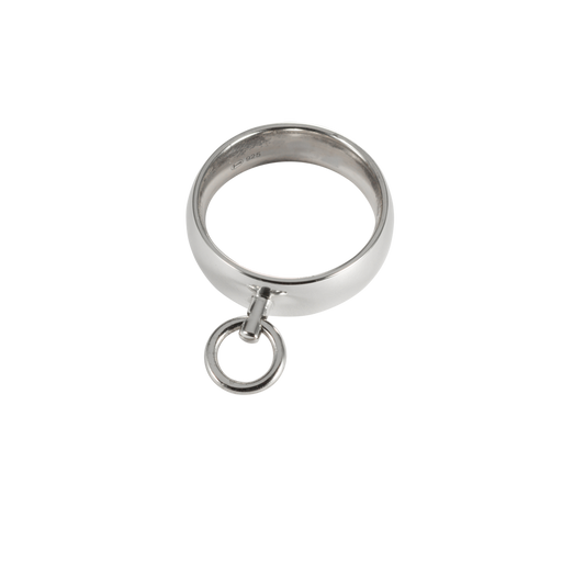 Handgemachter Ring der O in Silber und Gold