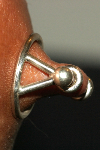 Nipple stretcher Goldpiercingart