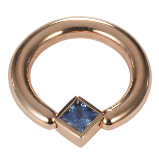 Piercing Ring Clasp Redgold 750 with blue sapphire