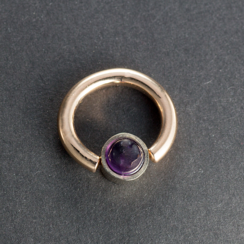 Piercingring mit Amethyst Kegel